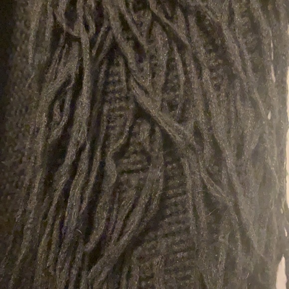 Beautiful Yeti style jacket! Shaggy, and oversized - Picture 4 of 4